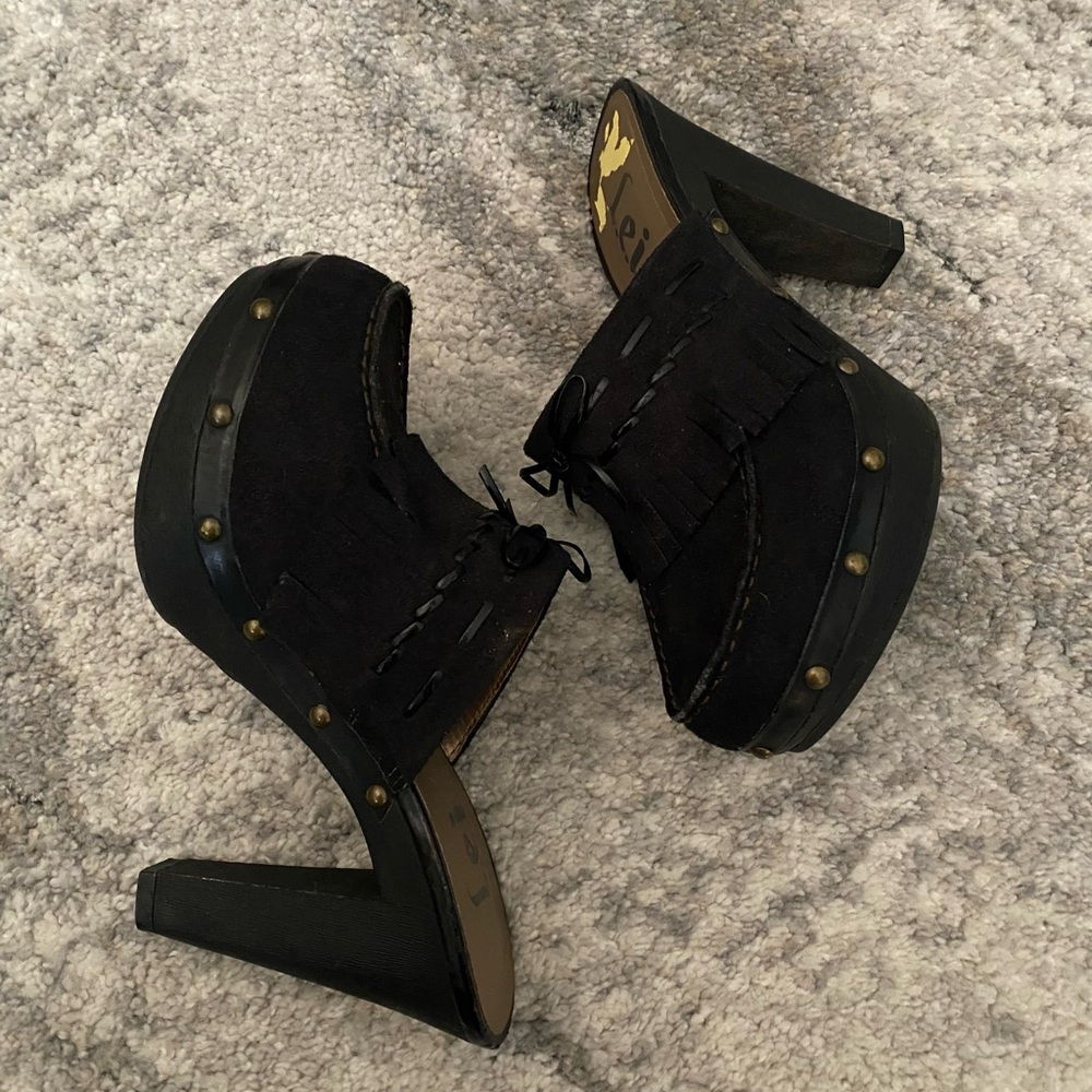 LEI Studded Vintage Clogs Size 8, Y2K - Picture 3 of 4